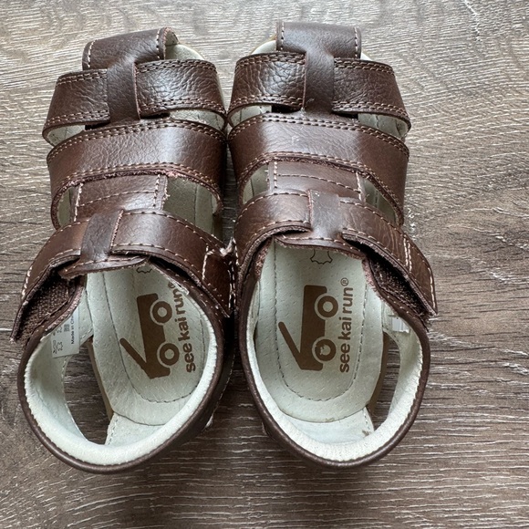 See Kai Run Jude Sandals - Picture 2 of 3